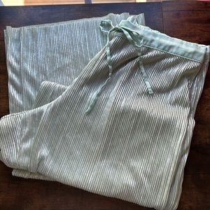 Victoria’s Secret Pastel‎ Green & Silver Metallic Wide-Leg Lounge Pants Medium